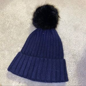 Blue black navy beanie poof pompom fuzzy knit hat winter outdoors snow city H&M